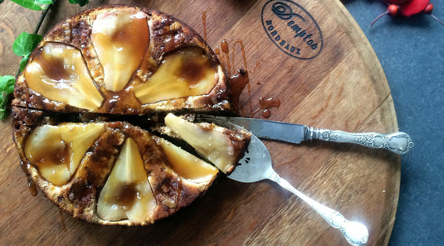 Recipe Pear & Ginger Sticky Date Pudding