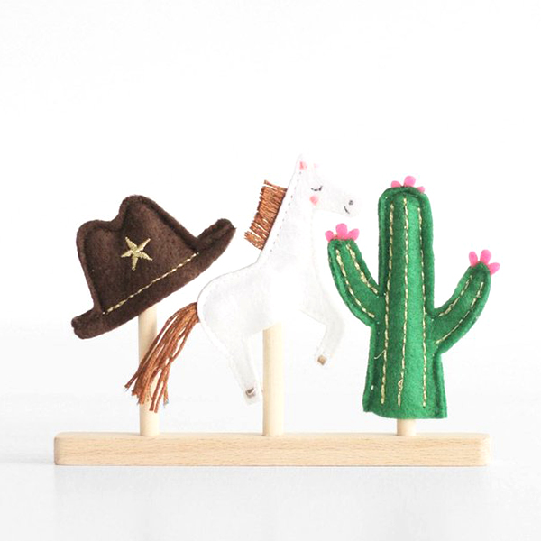 Wild West finger puppets