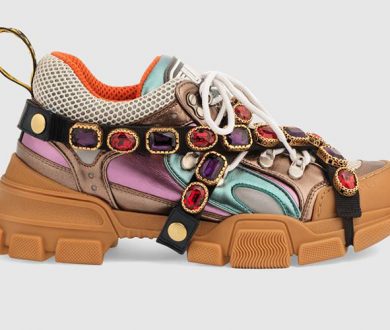 Flashtrek sneaker with removable crystals