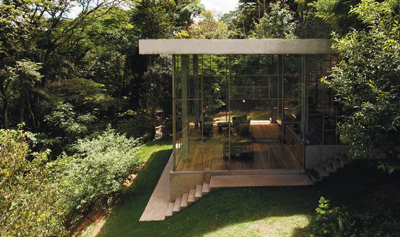 This tranquil São Paolo residence is the perfect place for a spot of quiet reflection