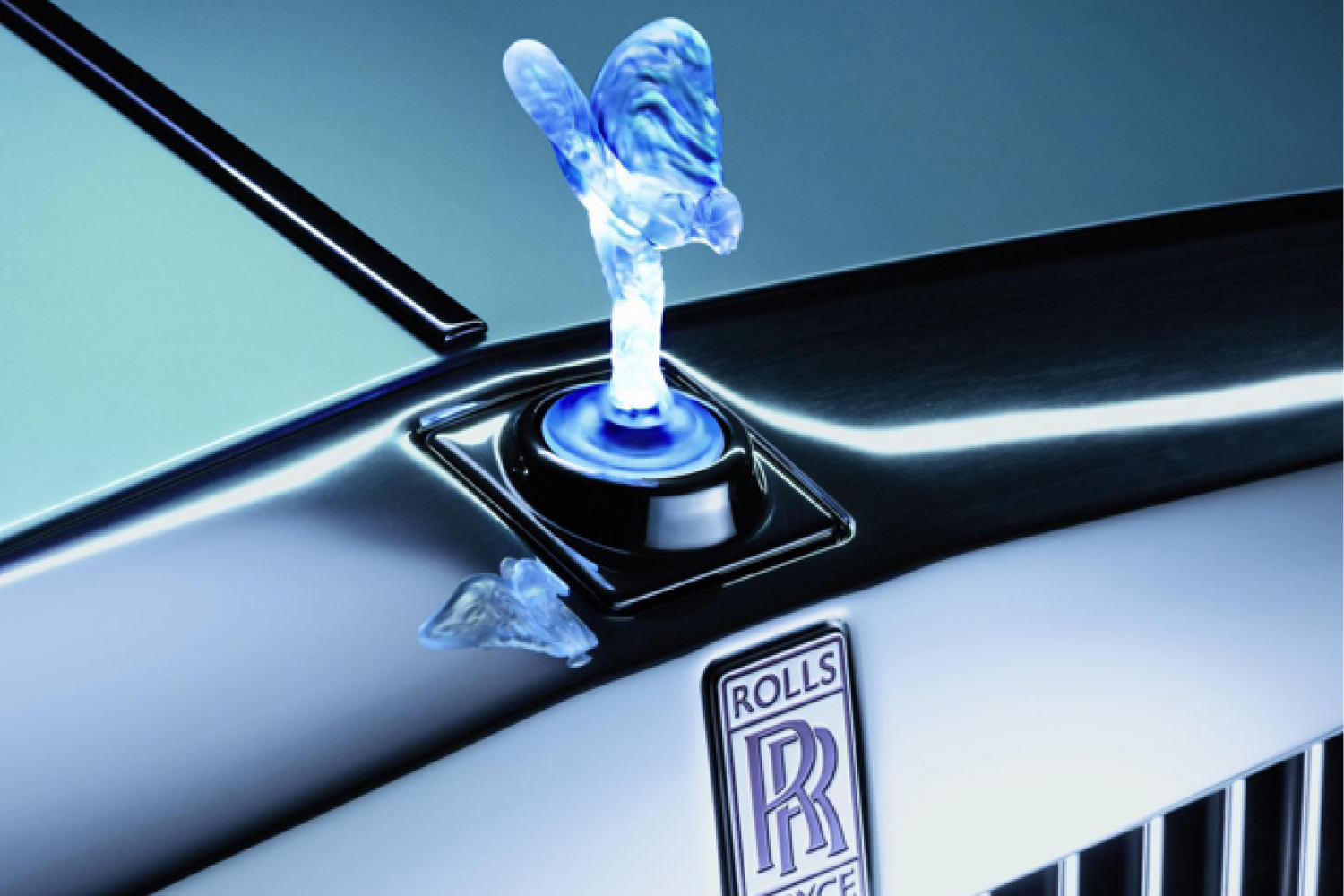 Rolls-Royce Illuminated Spirit of Ecstasy