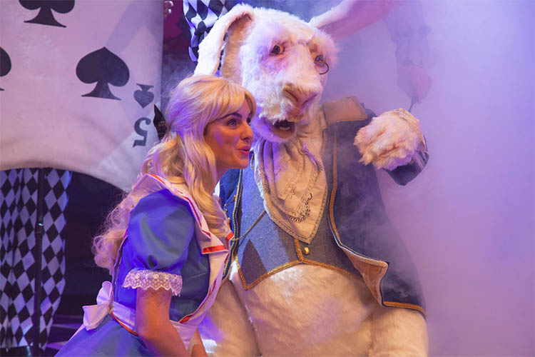 Alice In Wonderland: Live On Stage