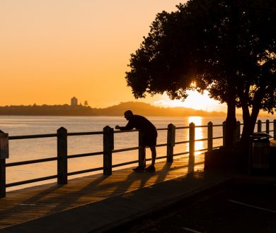 These photos capture the eerie and unsettling beauty of Auckland in lockdown