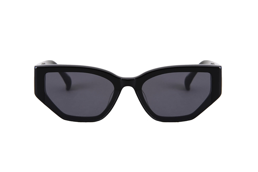 Squint-proof sunglasses