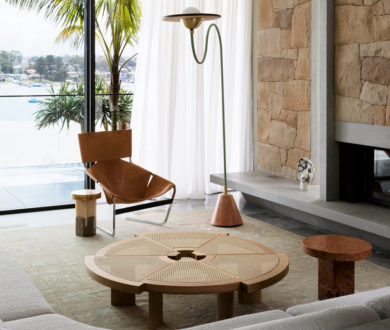 This beachside home juxtaposes relaxed Antipodean vibes with sophisticated European design