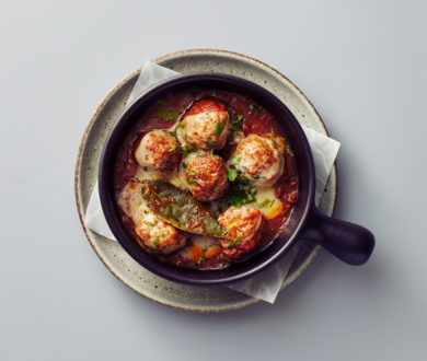 Bring Bar Non Solo to your abode with this mouth-watering recipe for braised meatballs and Pomodoro sauce