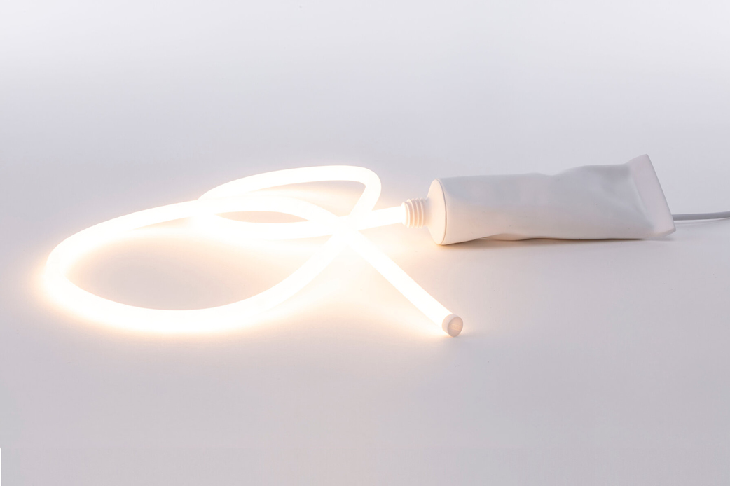 DailyGlow dispense lights