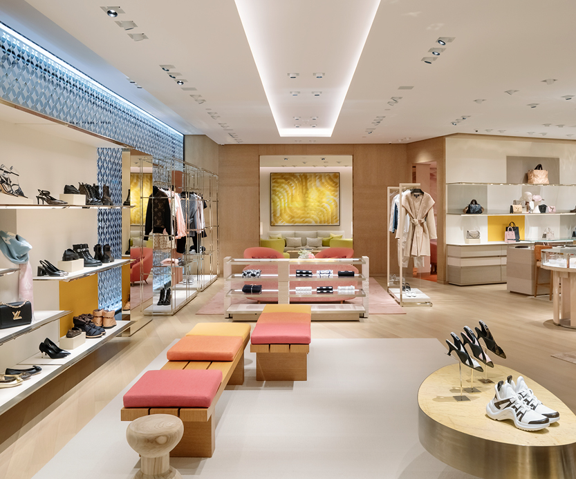 interior louis vuitton boutique