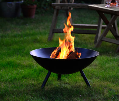 Gather around an open fire anywhere with the versatile, mobile fire pit you need this season