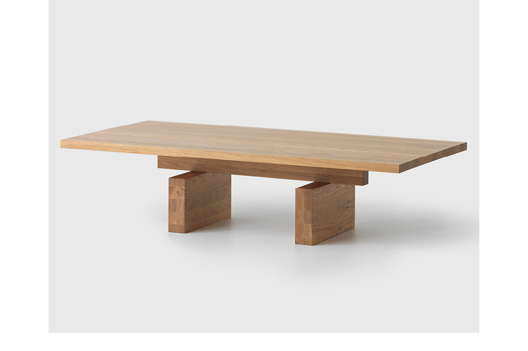 Plane coffee table