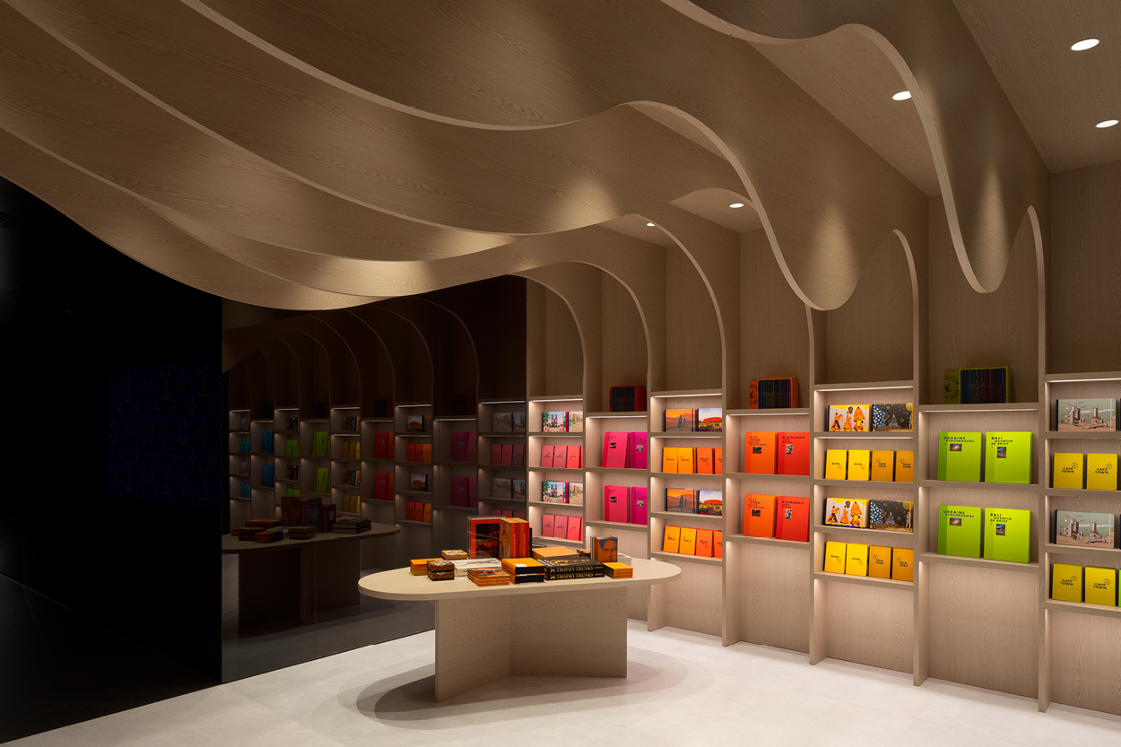 Louis Vuitton's 'See LV exhibition' opens on a floating surface with  immersive experiences in Dubai - Culture