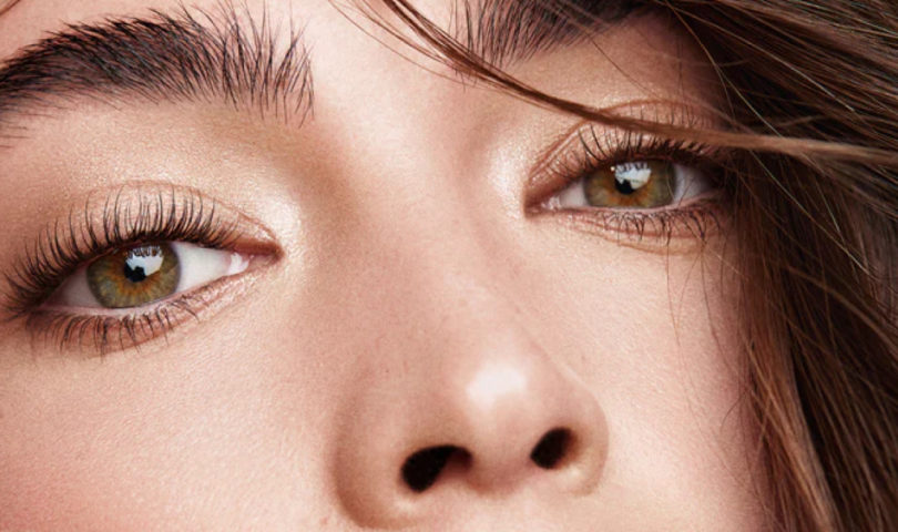 How to achieve the most beautiful, natural lashes of your life with this revolutionary product