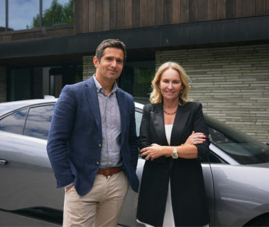 Our Editor-in-Chief joins forces with Grand Designs NZ host Tom Webber, to take the sleek Jaguar I-PACE on an architectural tour