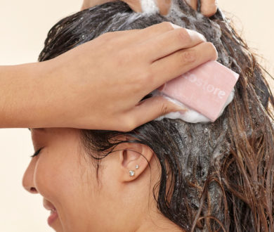 Keep your hair looking great on vacation with these shampoo and conditioner bars
