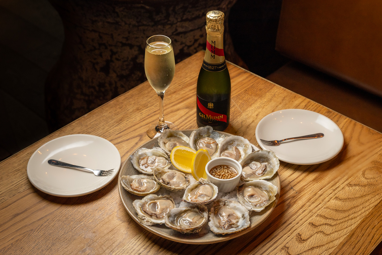 Our Definitive Guide to Bluff Oyster Season Denizen