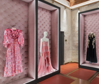 Watch the Gucci’s Cruise 2026 fashion show via livestream, as the House heads back to its roots